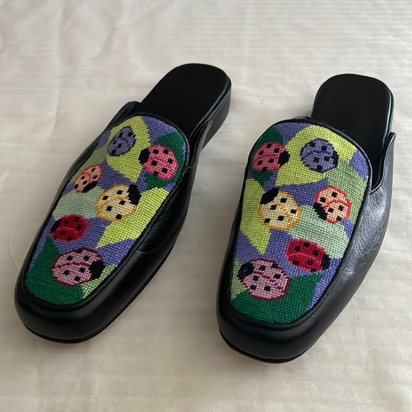 Shoes - Cross-stitch Needlepoint Lady Bug Leather Mules Black size 9